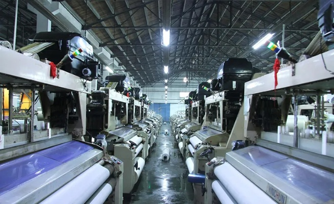 The Dynamics of the Jiaxing Huiyuan Textile Factory