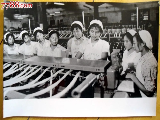The Story of a纺织厂女工豆豆