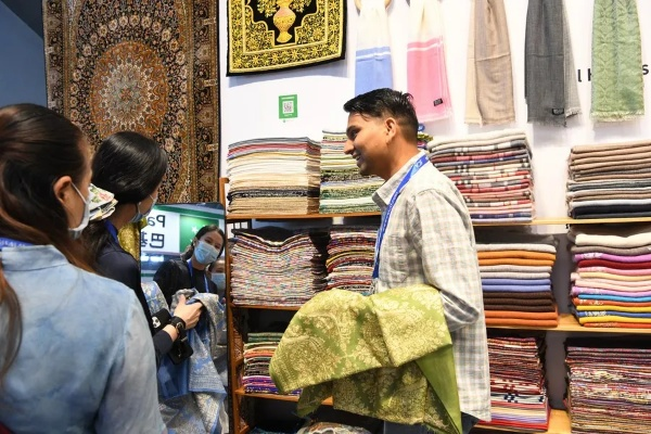 The Journey of Ethical Textiles:A Case Study of 民裕纺织品