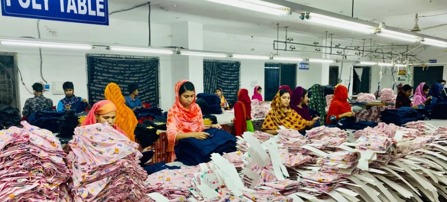 The Textile Factory in Songtao:A Cultural and Industrial Experience