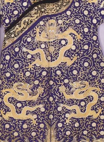 The Art of Textile Embroidery and绣龙绣凤—以雕龙绣凤纺织品为主题