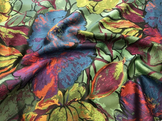 A Journey Through the Fabric of DreamRuiYi Textiles