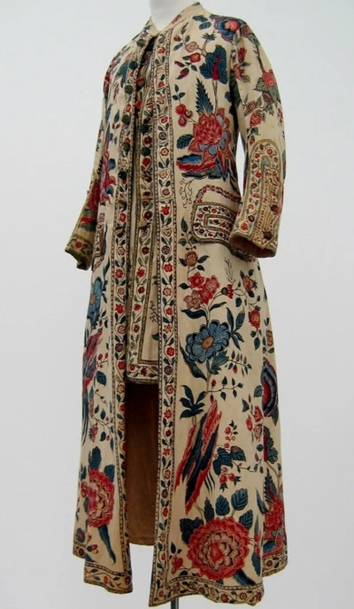 Exploring the World of Lubiang Textiles:A Global Perspective