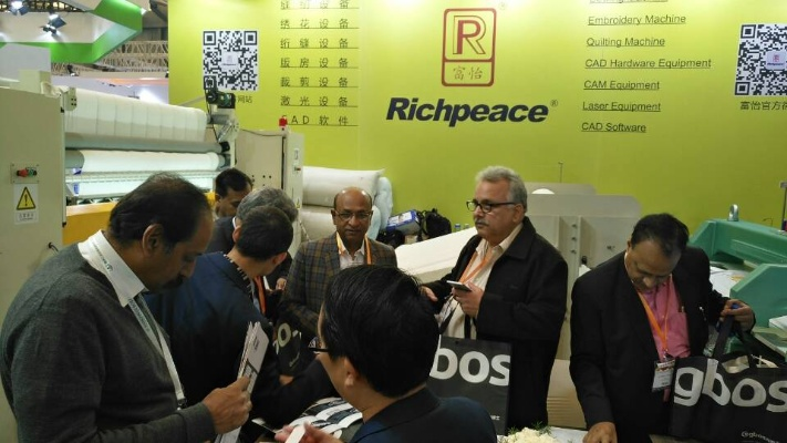 The Shanghai Textile Industrys Global Reach and Innovation in the 21st Century