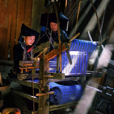 The Art of Weaving Memories:A Look at Nantong Baoli Xuan Textiles
