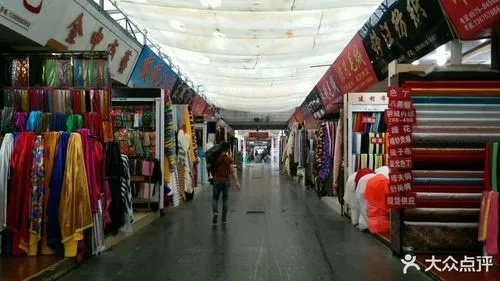 潍坊市棉纺织品批发市场，探索与体验