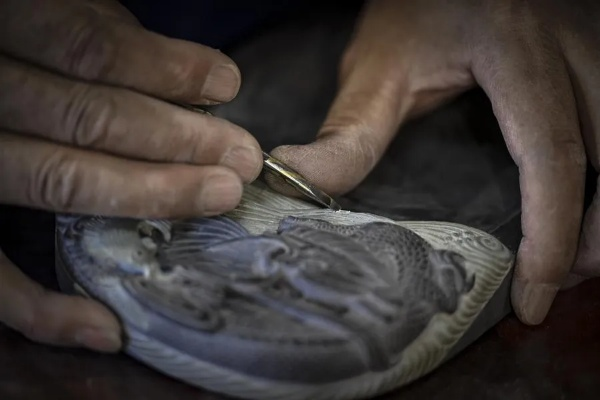 Exploring the Art of Craftsmanship at Shaoxing Xiezhi Textiles