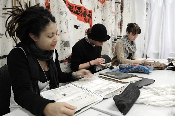 The Art of Textile Design:An In-Depth Study for International Students