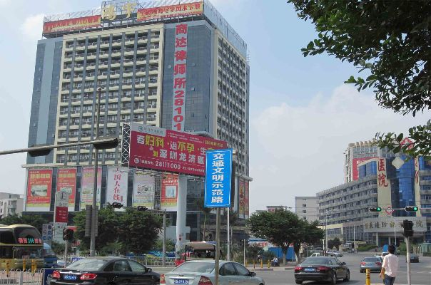 深圳市龙岗区纺织品批发市场，市场运营与案例分析