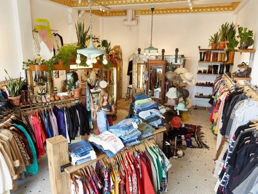 Nantong Benna Textile Shop:A Unique Shopping Experience