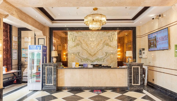 The Evolution of Textiles in the Yizhi Zhou Lian Hotel