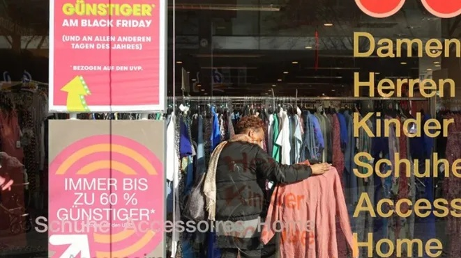 The Growing Challenge of Debt in Rongcheng Textiles Mall
