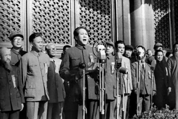 1.早期阶段（建国初期至改革开放初期）