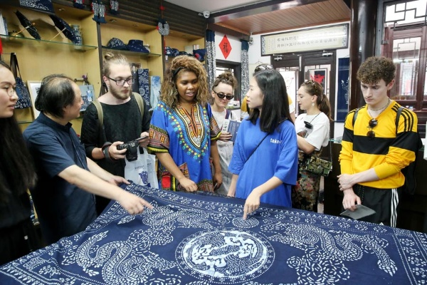 The Dynamics of the Jiangsu Handcrafted Textiles Market
