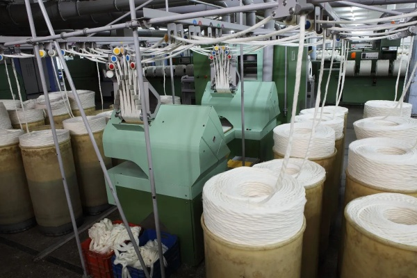 Exploring the World of Textiles at Foshan Cotton Yarn Factory