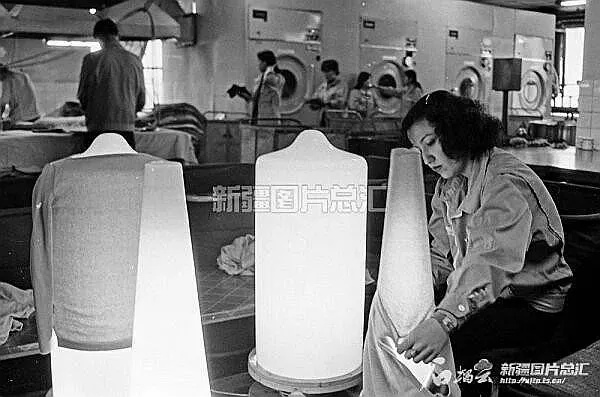 90年代羊毛纺织品牌图片概览
