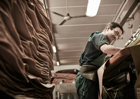 The Artisanal Craftsmanship of Hebei Qianyi Textiles Manufacturing