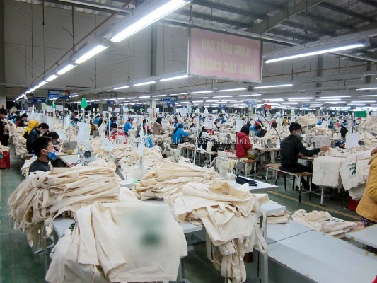 The Unique Emblem of a Yunnan Textile Factory