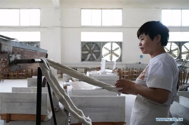 The Unique Emblem of a Yunnan Textile Factory