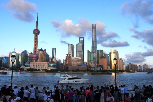Where to Find Shanghais Textile Wholesale Markets?