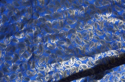 The Magic of 回纱 Textiles