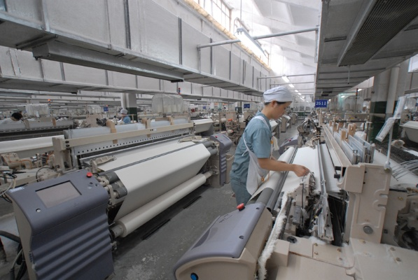 The Fabric of Innovation in Fuzhous Textile Mill