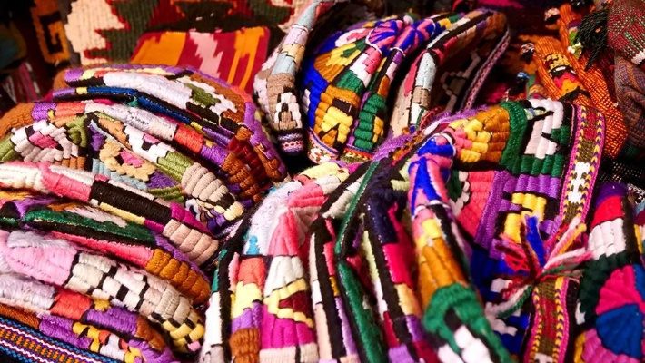 Where is Shuzhilin Textile Store?