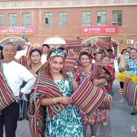 纺织品设计基础教程，从理论到实践的全面指南