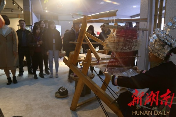 苑溪纺织品，探索与体验