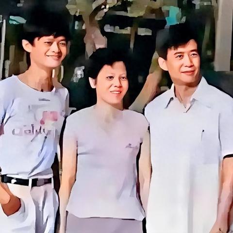 The浙江纺织厂车间，生产与工艺的魅力