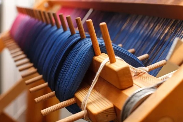The Joy of Laundering with Laurel Threads