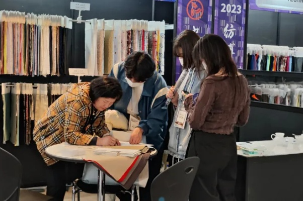 韩国首尔纺织品，时尚与品质的完美融合