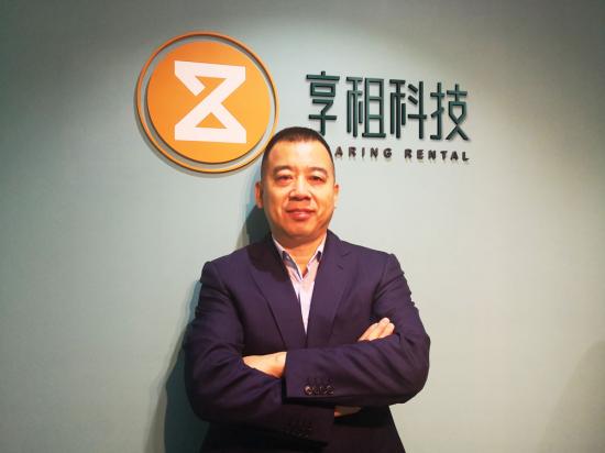第一段，引言