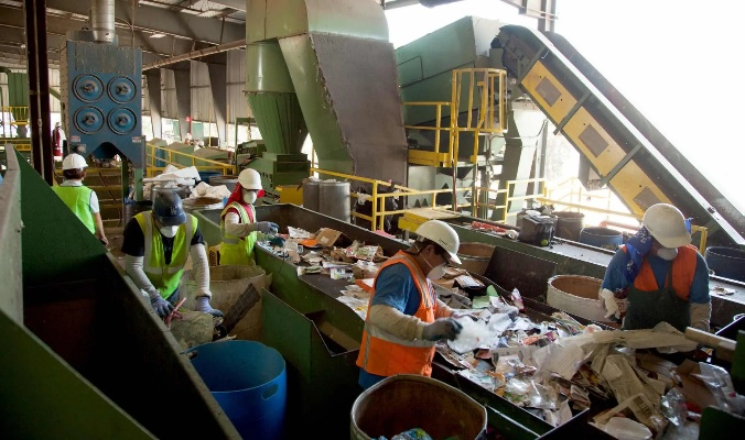 Shanghais Textile Recycling Value Calculation