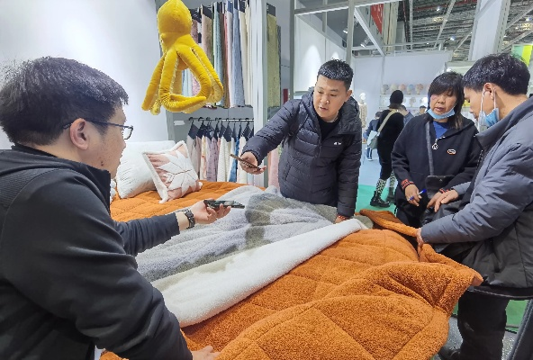 太极石纺织品，探索与体验