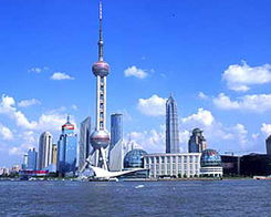 The Fabric of Shanghai:A Day at the Textile Factory