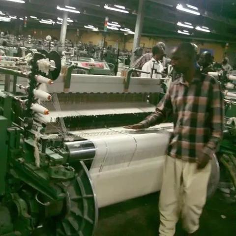 The Quality Check of Textile Products in the纺织品质质检所