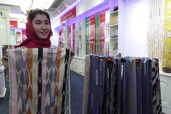Exploring the World of Yarn and Textiles at Nantong Yidas