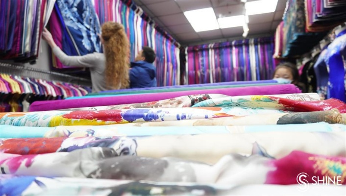 Exploring the Wardrobe of Ruijin Taolian Textiles Store
