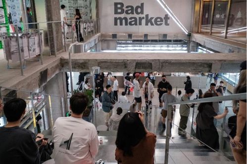 The Fabric Wholesale Market:What to Sell and Why