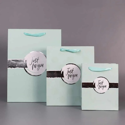 The Art of Textile Gift Packaging Design