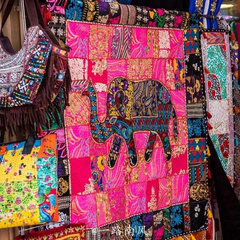 A Comprehensive Guide to the Dubai Textile Market