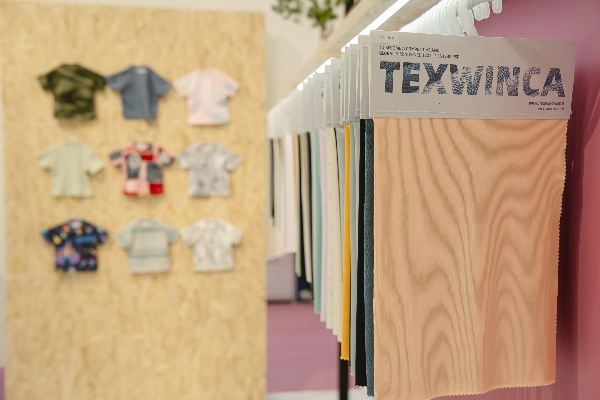 Unleashing the Power of Fabric:An Exploration into the World of 雄宇纺织品
