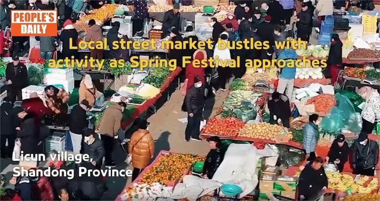 Strategies for Successful Textile Merchandising at a Street Market