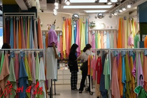 广州纺织品牌女装进货价分析