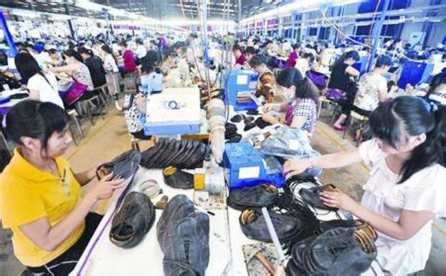 The Dynamics of the Jinzhou City Nanwangjia Village Textile Market