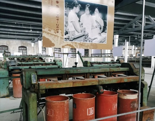 小河纺织厂的纺织之旅