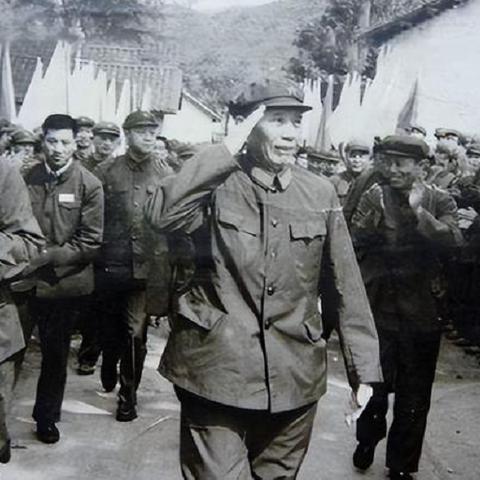 中型纺织厂，生产与发展的探索