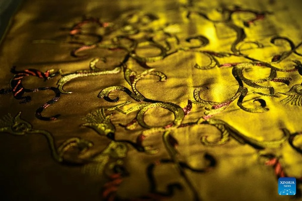 Exploring the Art of Han Textiles in Jiangyou,Sichuan