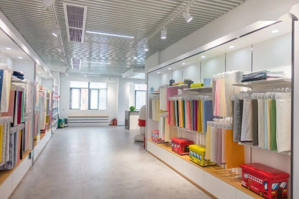 广州鸿宇欣纺织品，探索与体验
